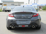 SUBARUは安心安全をご提供するため視界の良さにこだわった車作り。後方視界も良好です。