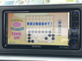 停車中に楽しめるTV機能。長距離移動や休憩時間に、エンターテイメントを満喫できます。快適な時間を過ごせます。