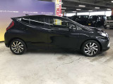 エンジンルーム、室内、クリーニング済みです。厳選したお車を屋内展示場にて展示中☆車両品質には自信がございます!ぜひ一度ご来店ください!!