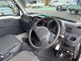 人気の4WD 三方開 走行71593キロ 5速マニュアル CDオーディオ 車検整備付き