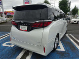 【トヨタ認定中古車ハイブリッド保証】 保証期間はハイブリッド機構を無償修理!保証期間は初年度登録年月から10年目まで、もしくは3年間どちらか長い方。但し、累計走行距離20万kmまで。