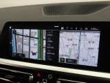 【純正ナビゲーション】BMWのナビゲーションは操作性も良く、詳細な地図情報と交通状況を見やすく表示し、快適なドライビングをサポートしながら目的地までナビゲートします。