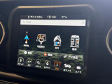 純正ナビ装備です。知らない道も安心して走行できます。また、スマートフォンと繋いでカープレイもご利用いただけます。