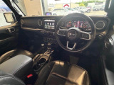 ラングラー アンリミテッド サハラ 4WD 