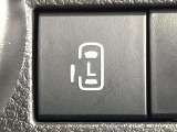 【パワースライドドア】スマートキーや運転席のスイッチでスライドドアの開閉が可能♪電動だから力を入れてドアを開ける必要が無く、小さいお子様でも、重い荷物を持っている時もラクに開け閉めできます♪