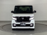 LEDヘッドライトを装備しています。LEDヘッドライトはとても明るく、雨の日や夜間走行も安全・安心です。