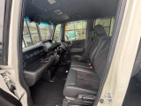 ゆったりとした運転席です★