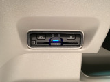 ビルトインタイプの【ETC】で見た目もスッキリ。高速道路の利用にとても便利です。