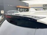 【STIトランクスポイラー】スポーツカーらしさがグッと引き立つ大型リヤスポイラーを装着♪高速走行時のスタビリティ(走行安定性)向上に役立ちます。