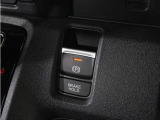 ◆オートブレーキホールド機能付き電子パーキングブレーキ◆ブレーキペダルを足から離しても停車状態を保ちます。アクセルを踏めば自動でブレーキが解除され、発進可能!
