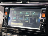使いやすい操作性と分かりやすい表示で、快適なドライブをサポート。目的地設定からオーディオ操作まで、スムーズに行えます。