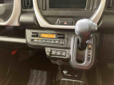 納車前にはプロのメカニックが、各部の点検を行います。ディーラーにしか出来ない品質、そしてサービスできっと満足していただけると思います!