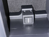 こちらのクルマはHDMI接続コネクタも装備されています♪スマホに接続すればお好きな音楽や映像も流せます!今の時代、さまざまな方法で音楽や動画を楽しめますね!