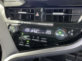 左右独立温度コントロールフルオートエアコンです。運転席、助手席それぞれで独立して温度設定ができます。冷え性の方が乗っても安心ですね♪