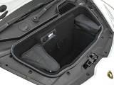 納車前には専門のテクニカルスタッフにより、 厳密な納車前点検を実施しますので、ご安心してお乗り頂けます。