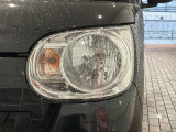 LEDヘッドライトは、点灯の瞬間から最大光量を発揮し、突然暗くなるトンネルなどでの安定感を高めます。