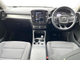 XC40 B4 モメンタム 