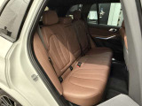 車両の詳細、ご質問につきましては、弊社営業スタッフまでお気軽にご連絡下さいませ。遠方のお客様には実車の詳細画像送信も承ります。お客様からのお問合せをお待ち致しております。