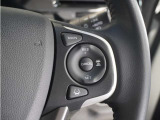 ◆アダプティブクルーズコントロール◆予め設定した車速内でクルマが自動的に加減速。前走車との適切な車間距離を維持しながら追従走行します。【LKAS】車線維持支援システムでステアリング操作を支援。