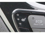 運転席と助手席にシートヒーターが付いています。