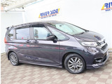 【車屋】として、長く車業界に従事した経験豊富なスタッフが在籍しております。