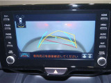 【バックモニター】後方の死角や障害物などを安全確認しながら駐車できます。運転初心者も熟練者も安心ですね♪