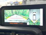 【パノラミックビューモニター】専用のカメラにより、上から見下ろしたような視点で360度クルマの周囲を確認することができます☆死角部分も確認しやすく、狭い場所での切り返しや駐車もスムーズに行えます。