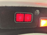 メルセデス・ベンツの定める厳しい基準をクリアしたお車のみをご案内させて頂きます。納車前整備はメーカー規定に基づき100項目以上にも及ぶ点検を熟練のメカニックによって行いご納車させて頂きます。