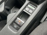 電子制御パーキングブレーキやオートブレーキホールド、ECONモードボタンなど、より運転を便利にする機能を装備しております!