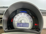 【スピードメーター】メーターがシンプルで見やすく運転しやすいですね。