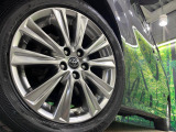 弊社では、全車『修復歴なし』のお車のみ取り扱っております。専任バイヤーによる厳選した仕入れの後、入庫後の車両チェックを行い、ネクステージが認定した高品質な中古車をご提供しております。