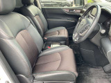 運転席まわりになります。実際に乗って頂き乗り心地をご体験してみてください。