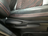 高さを調整できるシートで、運転する方の目線を調整できます!