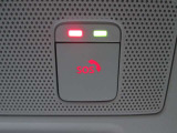 万が一のときのSOSコール。事故や急病時等にボタンひとつで専門のオペレーターに接続。警察や消防への連携をサポートします。別途お申し込みが必要です