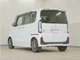 当社では、お客様に安心してお車をお選びいただくため、ご購入前に現車のご確認をお願いしております。