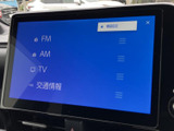 お好みの音楽やラジオを快適に楽しめるオーディオシステム。運転中も飽きさせない、充実したエンターテイメント機能が魅力です。