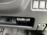 ここに ETC付いております。高速道路の料金所もスイスイ♪