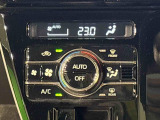 車内空調は&rdquo;AUTOエアコン&rdquo;にお任せ。温度を設定しておくだけで快適な空間へ♪