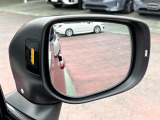 ■リヤビークルディテクション(左右後方からの車両をドアミラーの一部が点灯し、ドライバーに教えてくれます)
