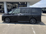 セレナ 1.4 e-POWER ハイウェイスターV 