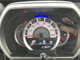 視認性の高いメーターで、運転に必要な情報を的確に把握。安全運転をサポートし、快適なドライブをサポートします。
