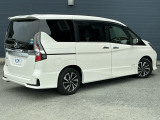 セレナ 2.0 ハイウェイスターV 