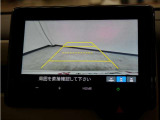 バックカメラ搭載です!車庫入れが苦手な人はもちろん、車両感覚に自信がある人にもお勧めです!見えない箇所が見えるようになるので、低い障害物や隠れてしまっている子供の存在等にも気付く事が出来ます。