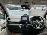 【日産中古車ワイド保証 1年/走行無制限】付帯いたします。 駆動系・電装系パーツなど全パーツ(消耗品・油脂類を除く)に適応されます。☆全国2,300以上の日産サービス工場がサポートいたします。
