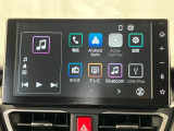 【9インチスマホ連携ディスプレイオーディオ】 対応しているスマホアプリを大画面で使えます!フルセグテレビやラジオの視聴、Bluetooth接続による音楽鑑賞、ハンズフリー通話なども利用可能です。