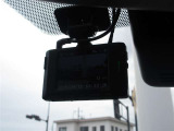 ドラレコ付きなので普段の運転がより安心に!