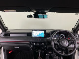 【前方視界】開放的な前方視界!運転がしやすく疲れにくいです♪窓が大きく、見通しがとっても良いおクルマですよ♪