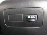 トヨタ認定中古車保証付!(1年間、距離無制限 HV車はHV保証付) 別途延長保証もご用意しております♪ ぜひ現車を確認にご来店ください