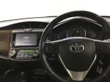 とっても見やすいメーターです。夜間時はラグジュアリーな気分にさせてくれる照明が魅力ですので、夜のドライブも楽しみになりますよ♪