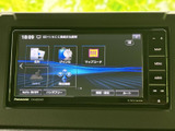 多彩な機能を搭載し、快適なドライブをサポート。音楽や地図を一台で操作可能。日常の移動からロングドライブまで、頼れる相棒です。
